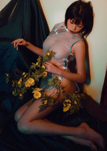 天一生水 电视剧_十万网红美女美酱