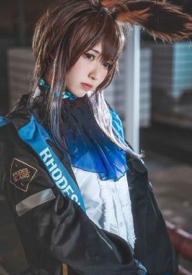 暮光之城2免费版完整_720最新电影在线观看